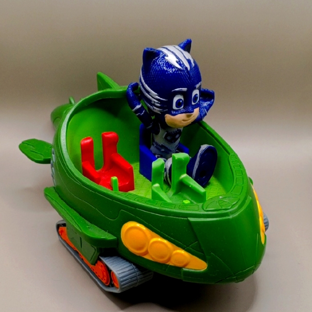 PjMasks Green and Blue Action Figure Playset with Vehicle
